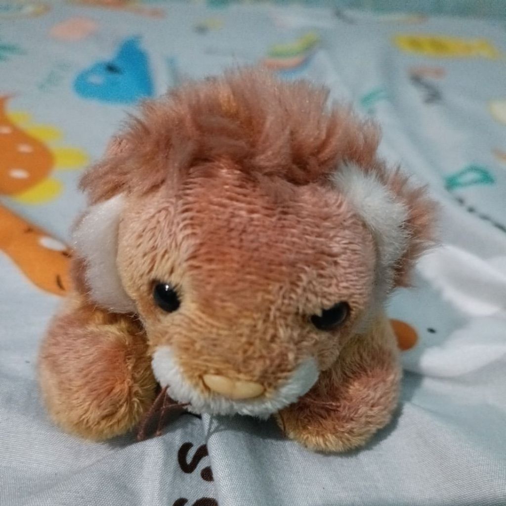 Preloved Boneka Singa TSI