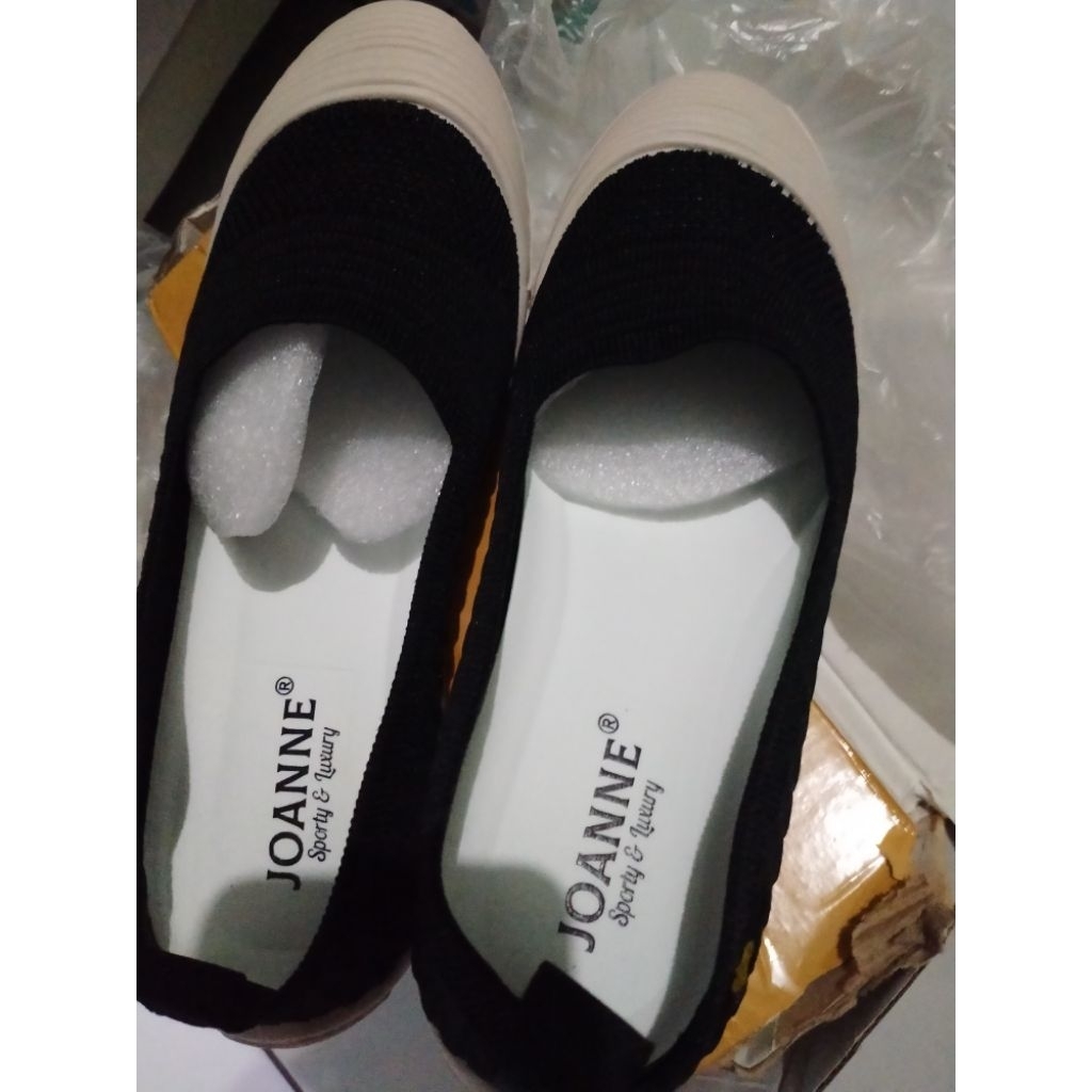 Sepatu flat wanita Joanne size 38