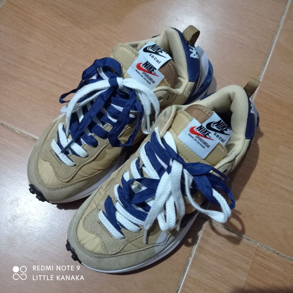 Sepatu Nik3 x Sacai VaporWaffle Sesame Blue Void Size 37,5 insole 23,5cm Aksesoris Fashion