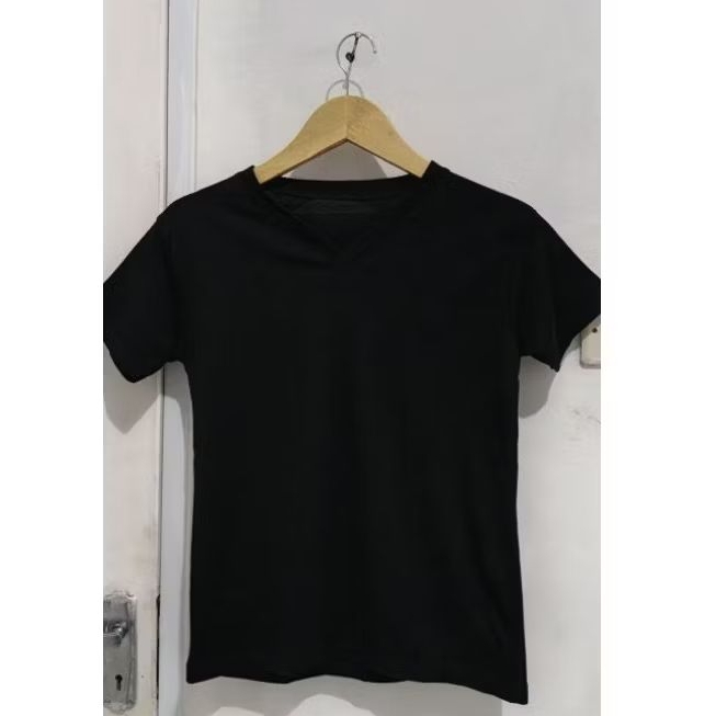 Preveloved By Amelia~ Kaos V neck Hitam Wanita Kaos Basic Polos wanita