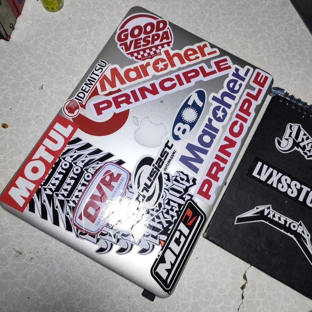 Macbook Pro 13inch Retina 2013 late normal nobox