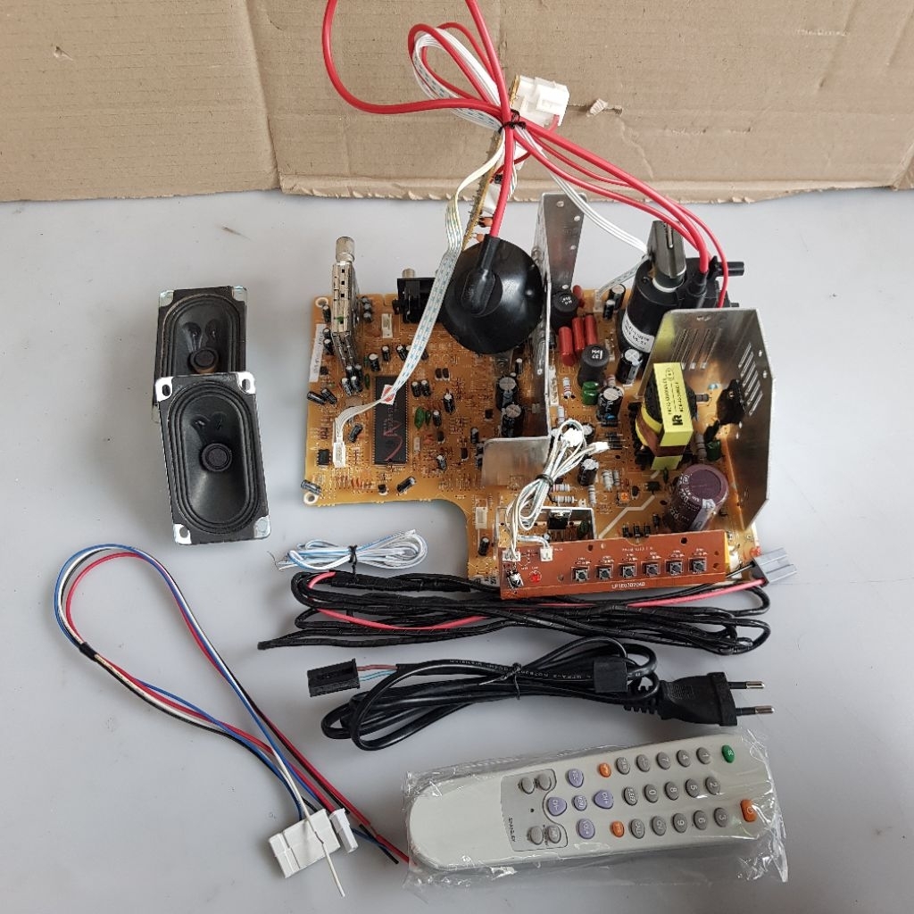 Mesin TV 21"  slim  china kondisi baru