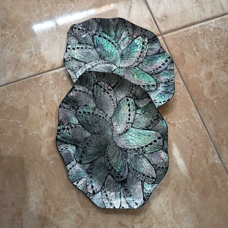 Piring saji kerajinan kerang abalone