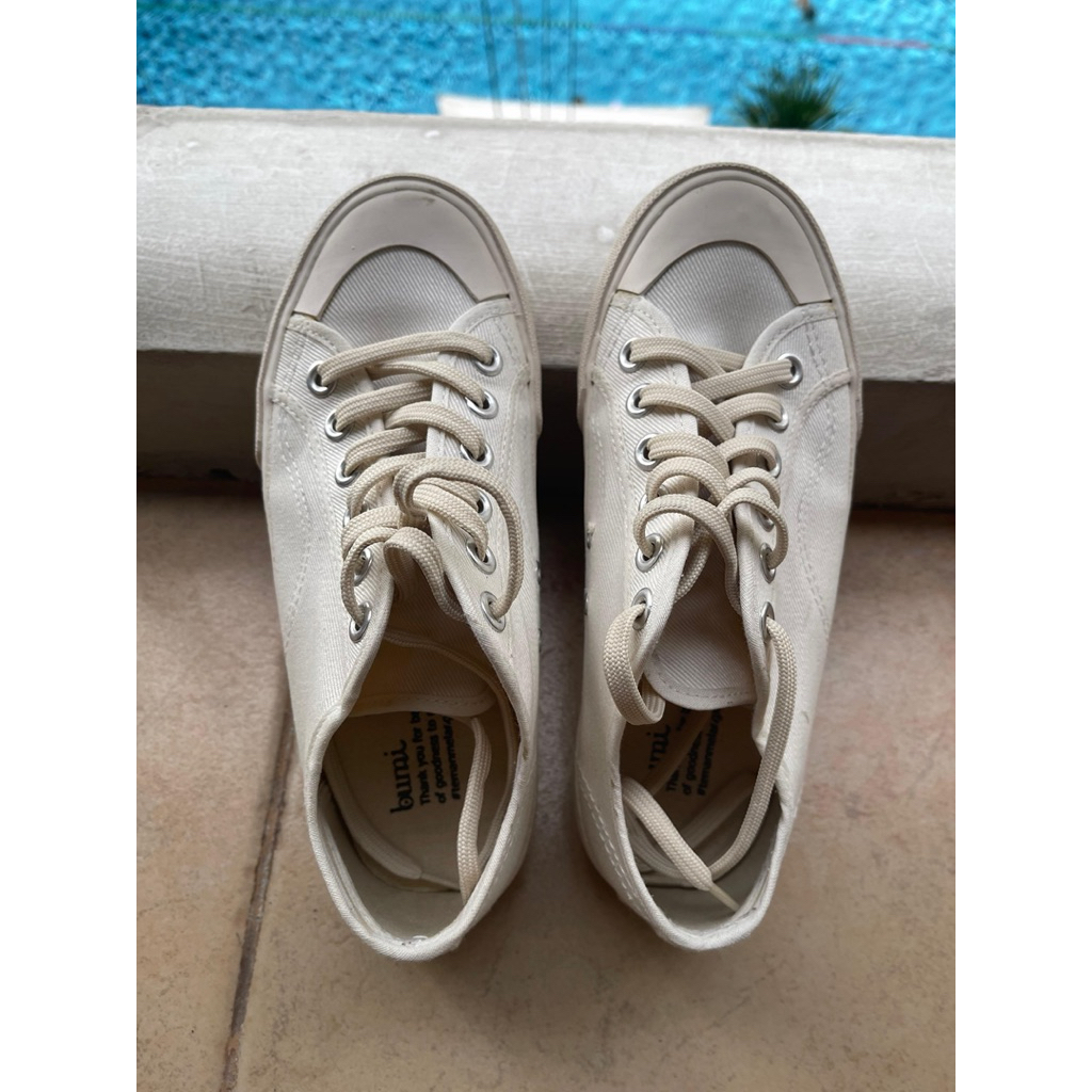 Pijak Bumi Sakka Sneakers White Size 36