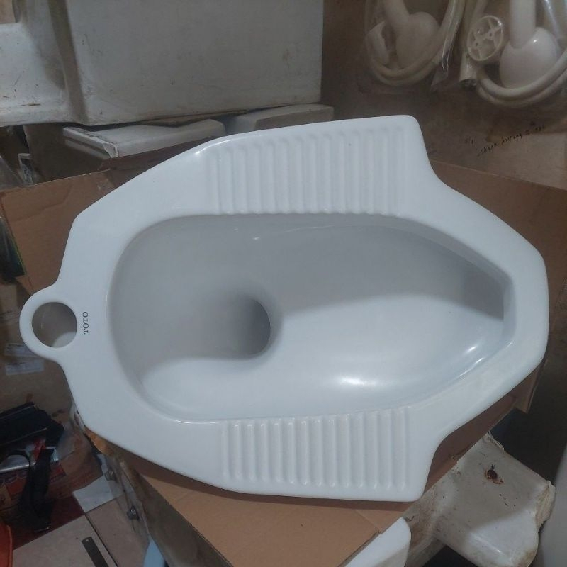 CLOSET JONGKOK TOTO CE 9 //TOTO CLOSET JONGKOK TYPE CE9 BODY ONLY //SECOND