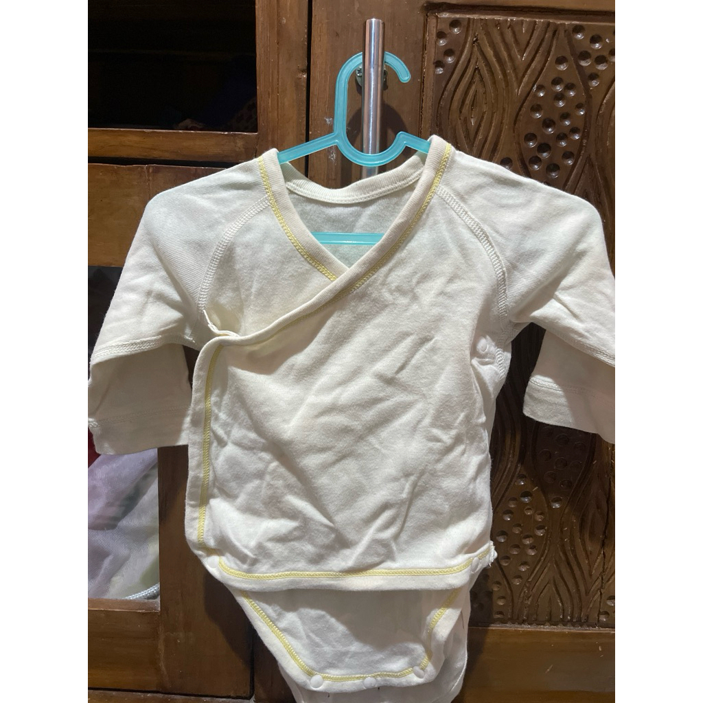jumper bayi sanghai uniqlo preloved