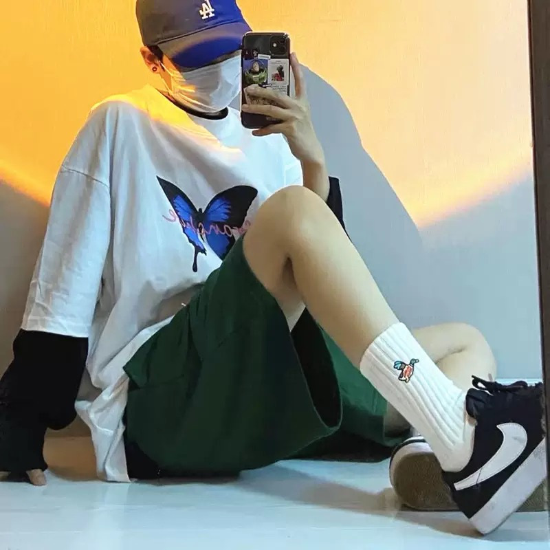 Bebek bordir kaos kaki katun tinggi pria dan wanita universal jalanan olahraga pola cinta