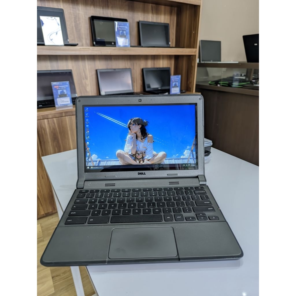 Laptop Dell 3120 Touchscreen intel Celeron Ram 4Gb Emmc 16Gb Second Berkualitas