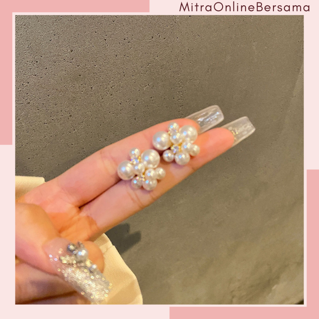 "{MO}" Anting Wanita Mutiara Bunga Kecil Simple Mewah Cocok untuk Daily & Acara Formal