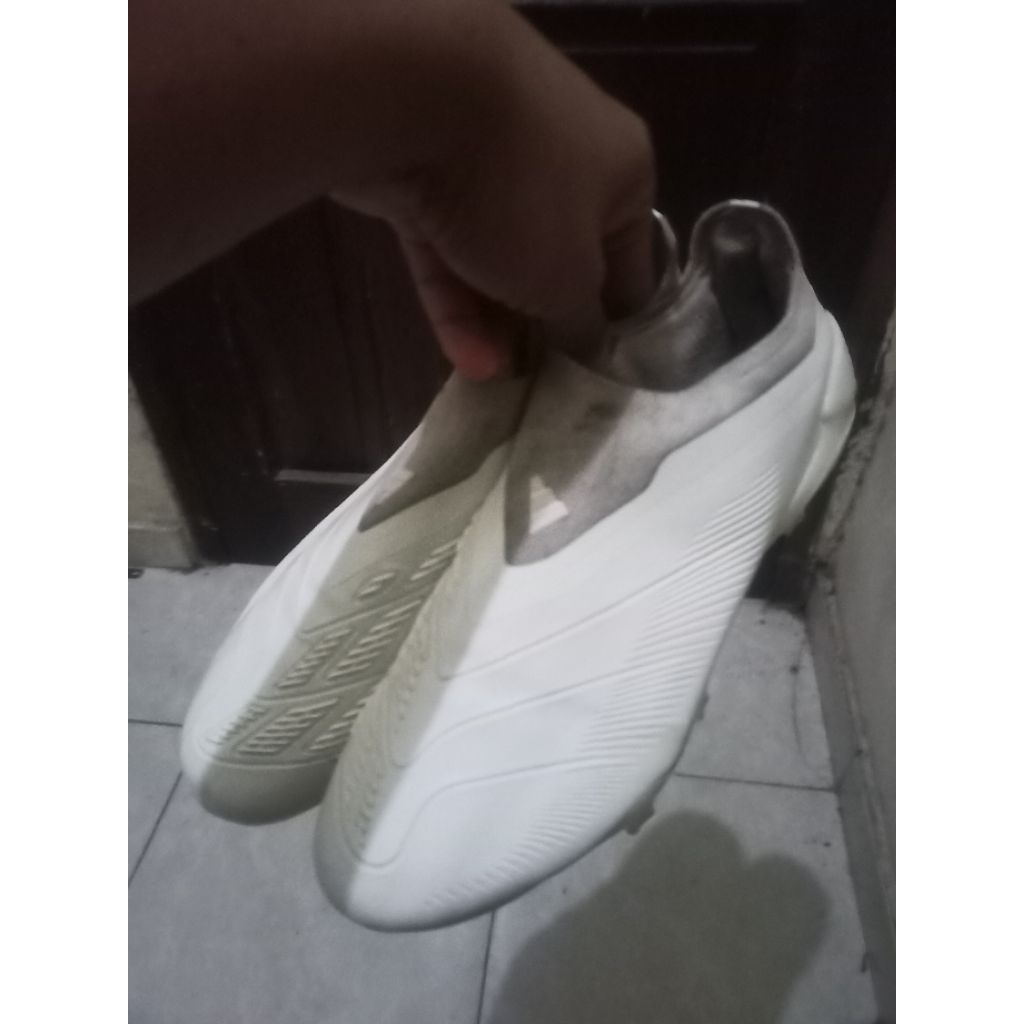 sepatu bola Ad second size 45
