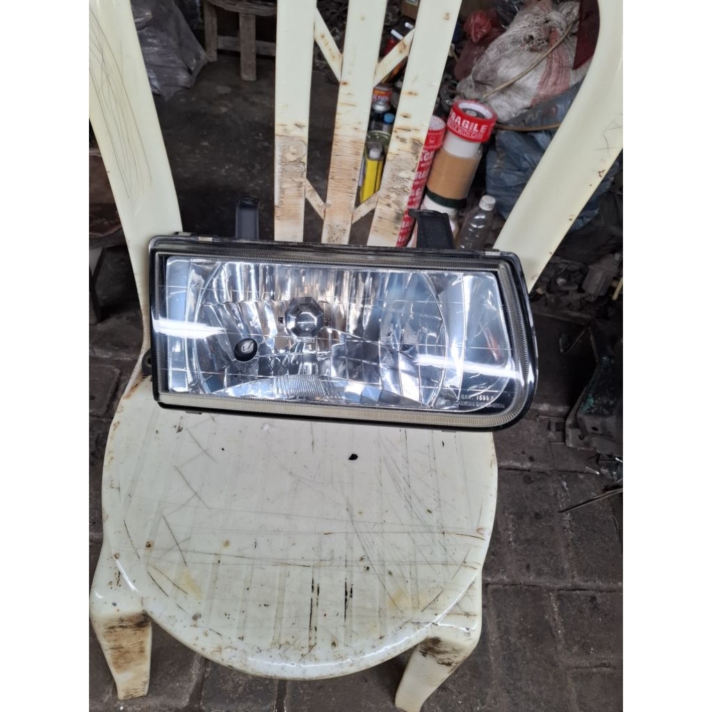 headlamp lampu depan Panther kapsul tahun 2000-2004 original