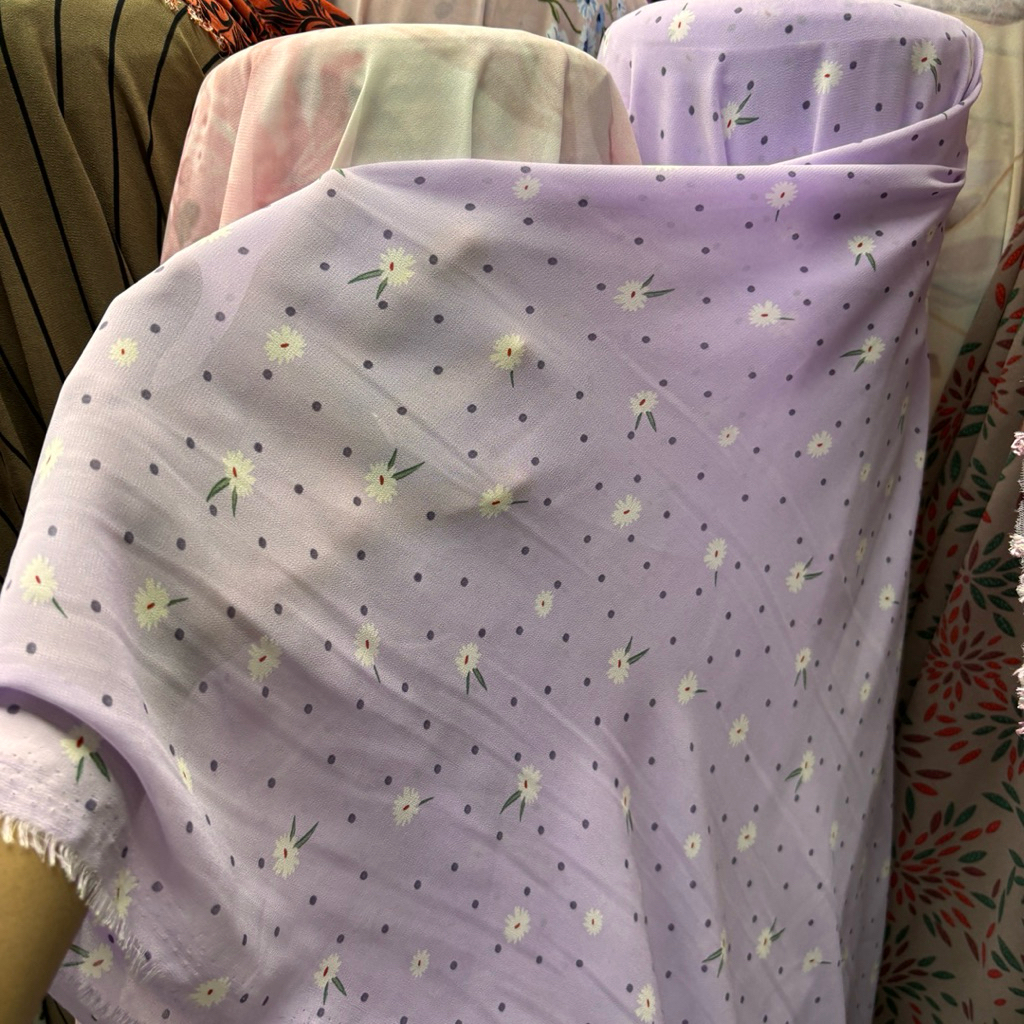Kain Ceruty Babydoll Motif Bunga Daisy Polkadot Lilac - Bahan Sifon Meteran Halus ans