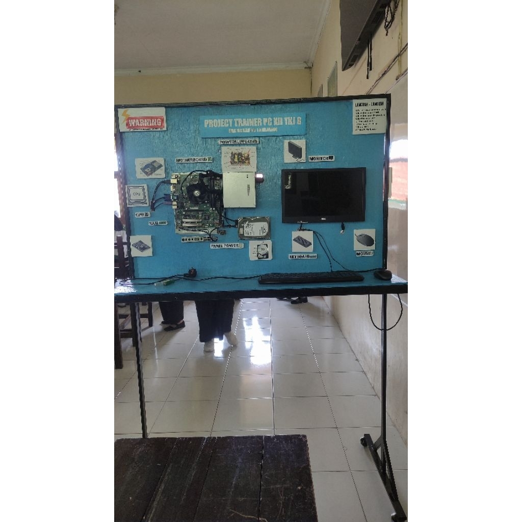 Papan Trainer PC - Simulasi Perakitan Komputer