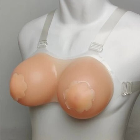 Payudara palsu silikon dengan tali bahu transparan menjadi wanita seutuhnya setelah operasi, pembali