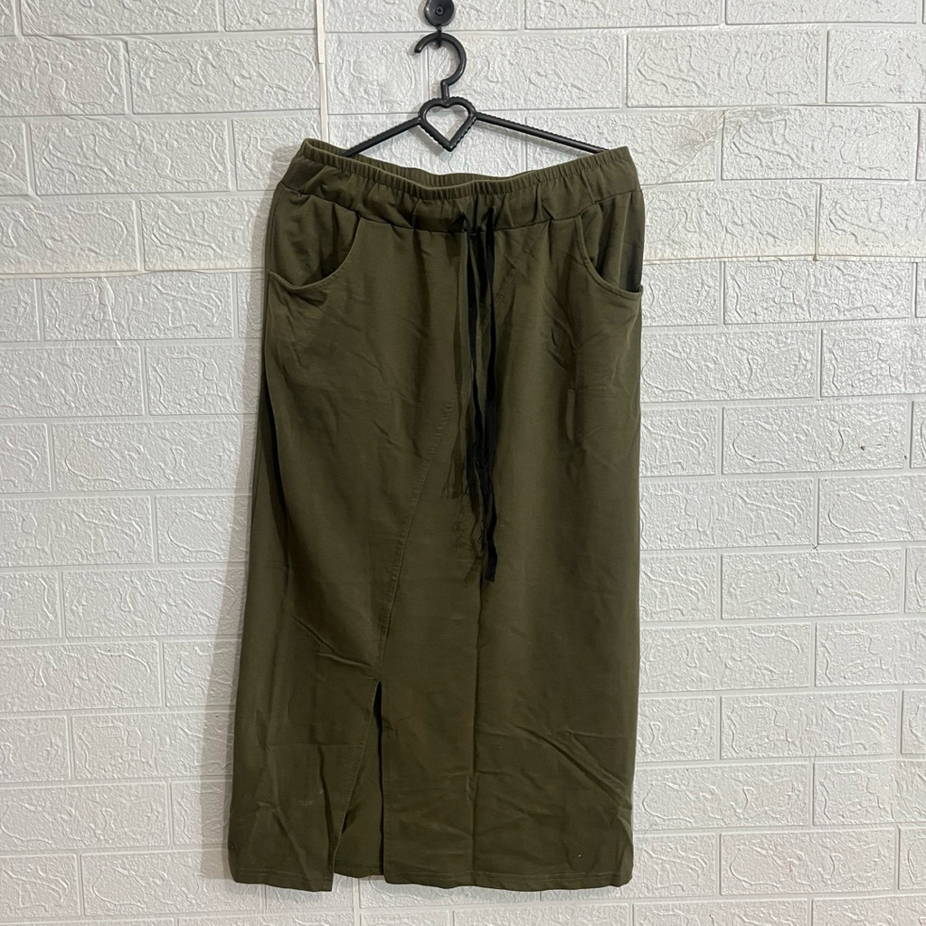 GAUDI Rok Span Army / Rok Midi Wanita