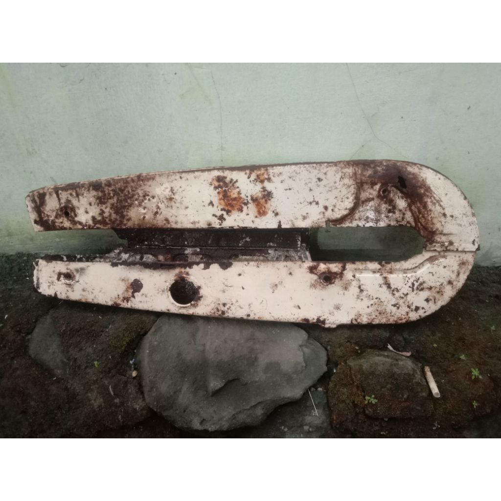 Katengkas Tutup Rantai Yamaha V75 V80 Original