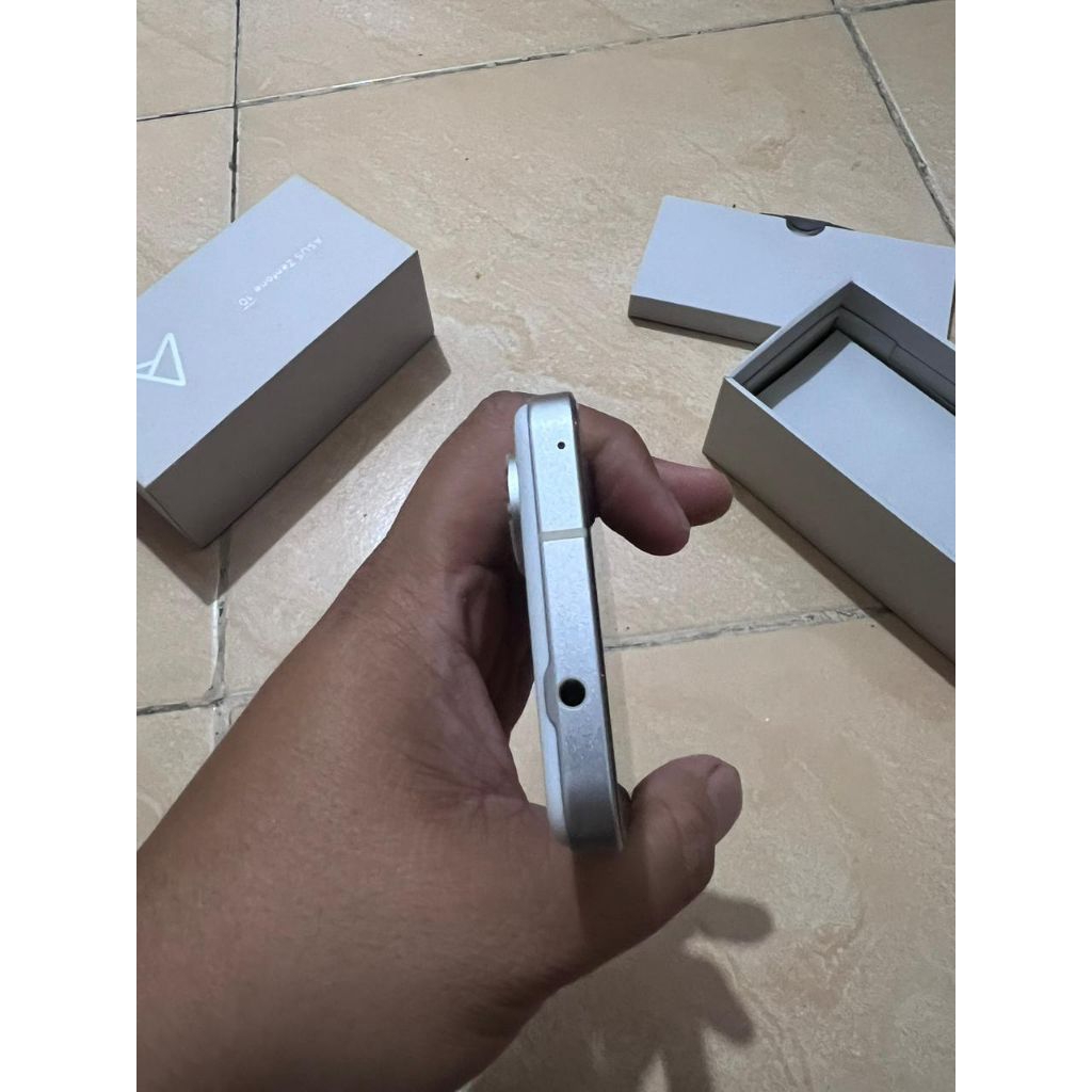 asus zenfone 10 16/512GB