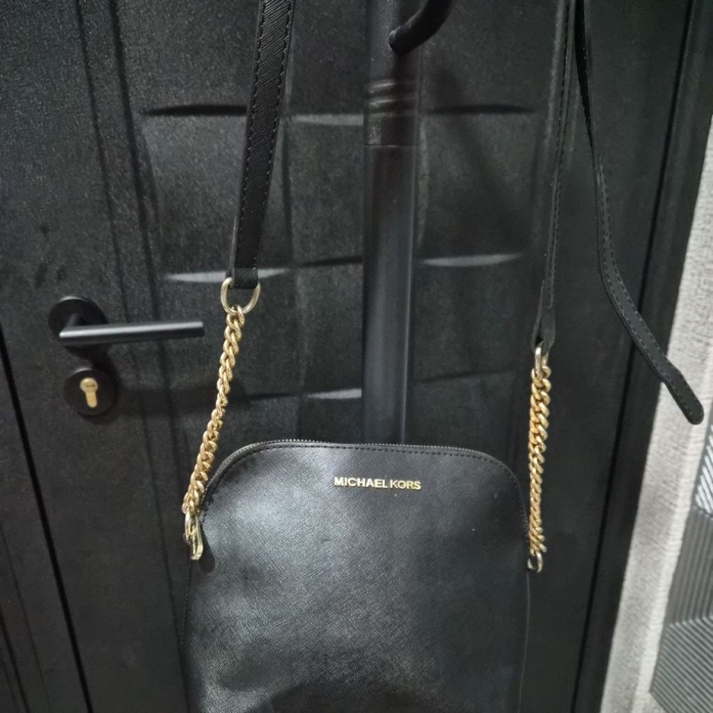 Tas kulit sling rantai MK