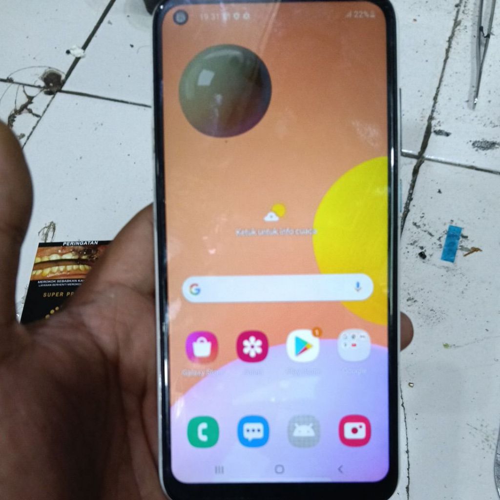 Samsung a11 minus retak baca deskripsi !!!