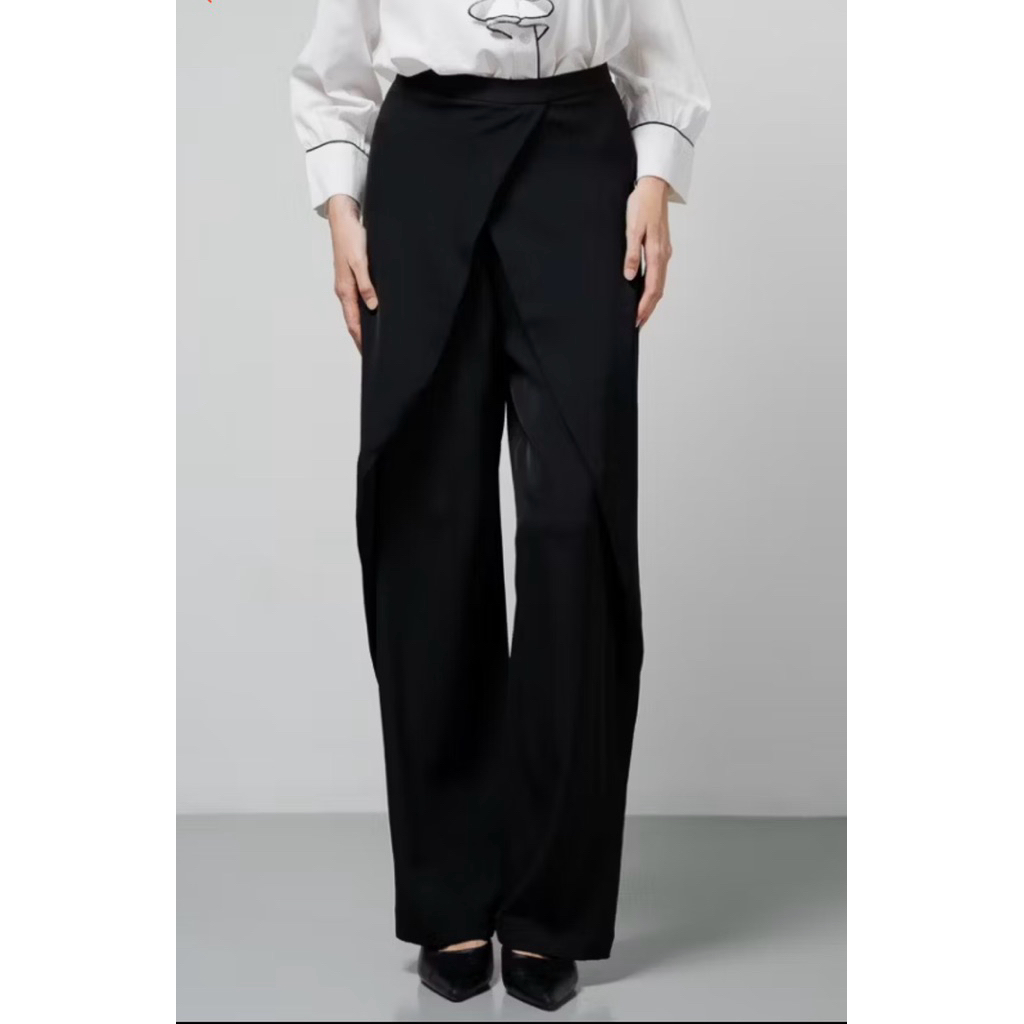 this is april x mahalini pants