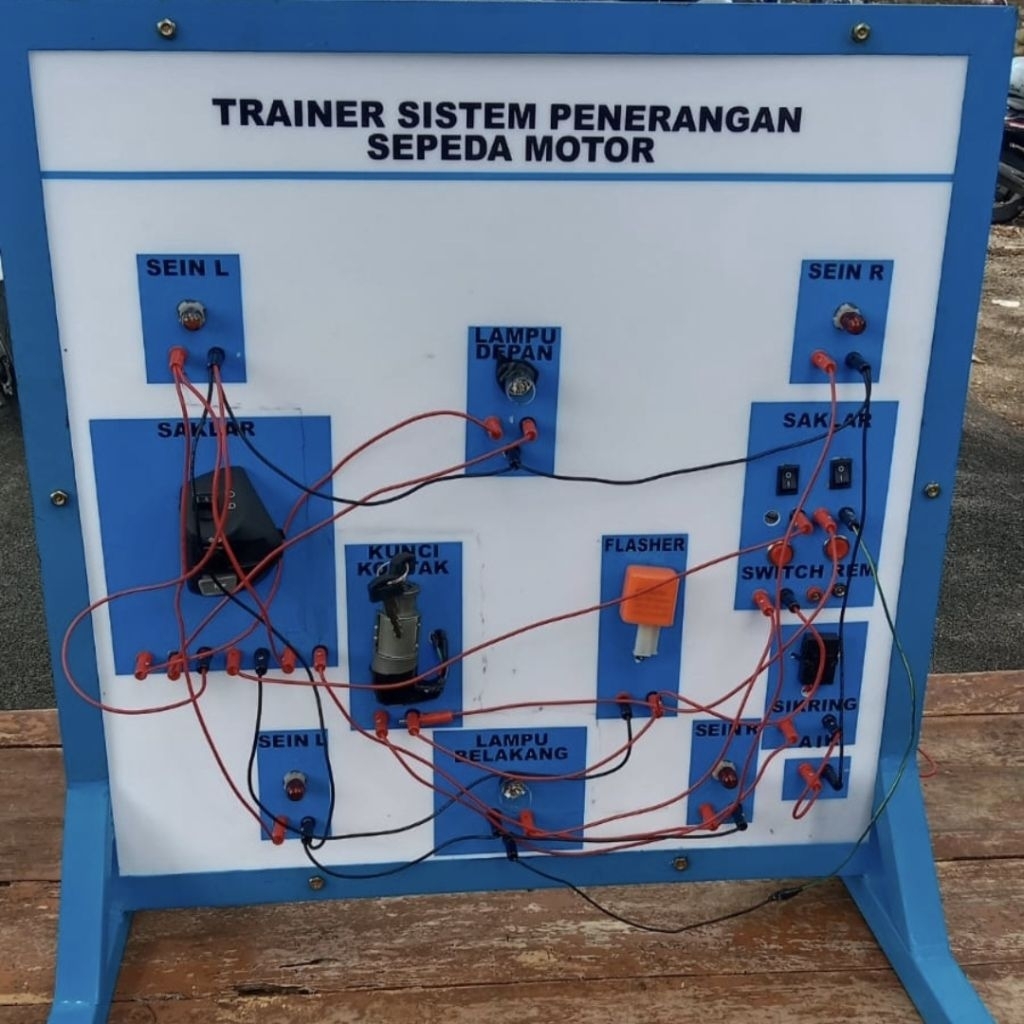 TRAINER SISTEM PENERANGAN SEPEDA MOTOR