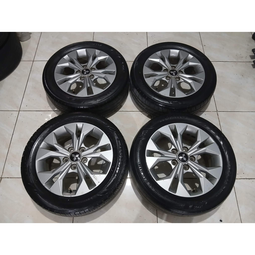 Velg Pelek Mobil Second OEM Stargazer Ring 16 Silver Ban 205/55/16