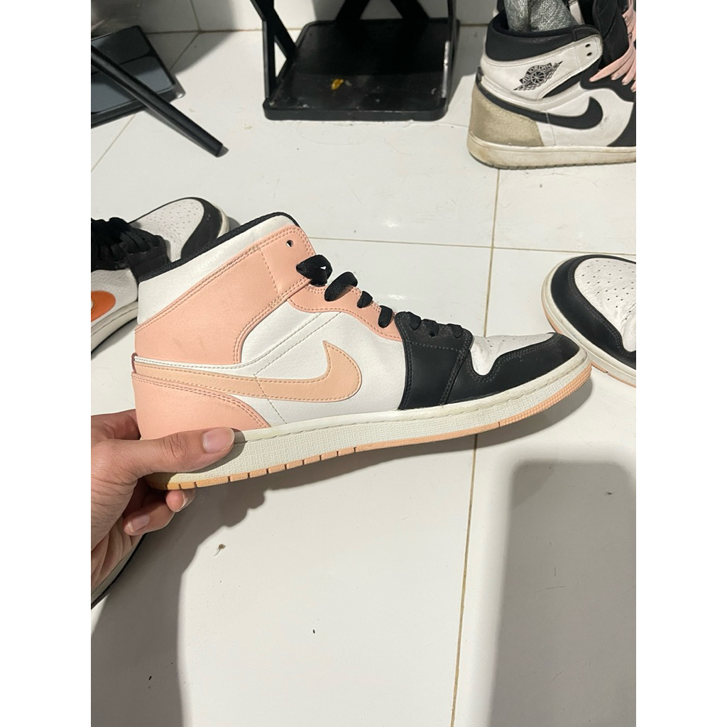 Nike Air Jordan 1 Mid Crimson Tint US 11 EUR 45 Authentic / Original Second / Used
