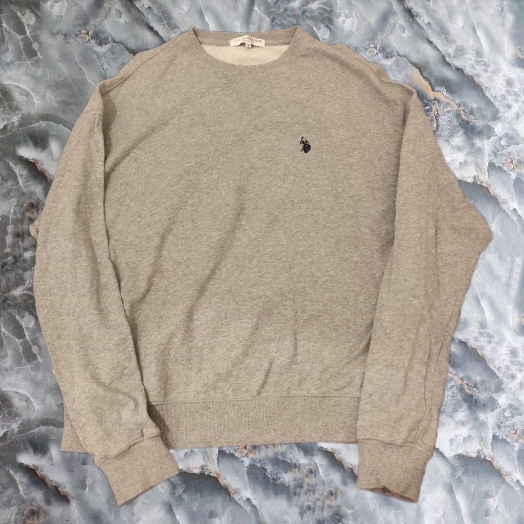 crewneck us.polo.assn grey