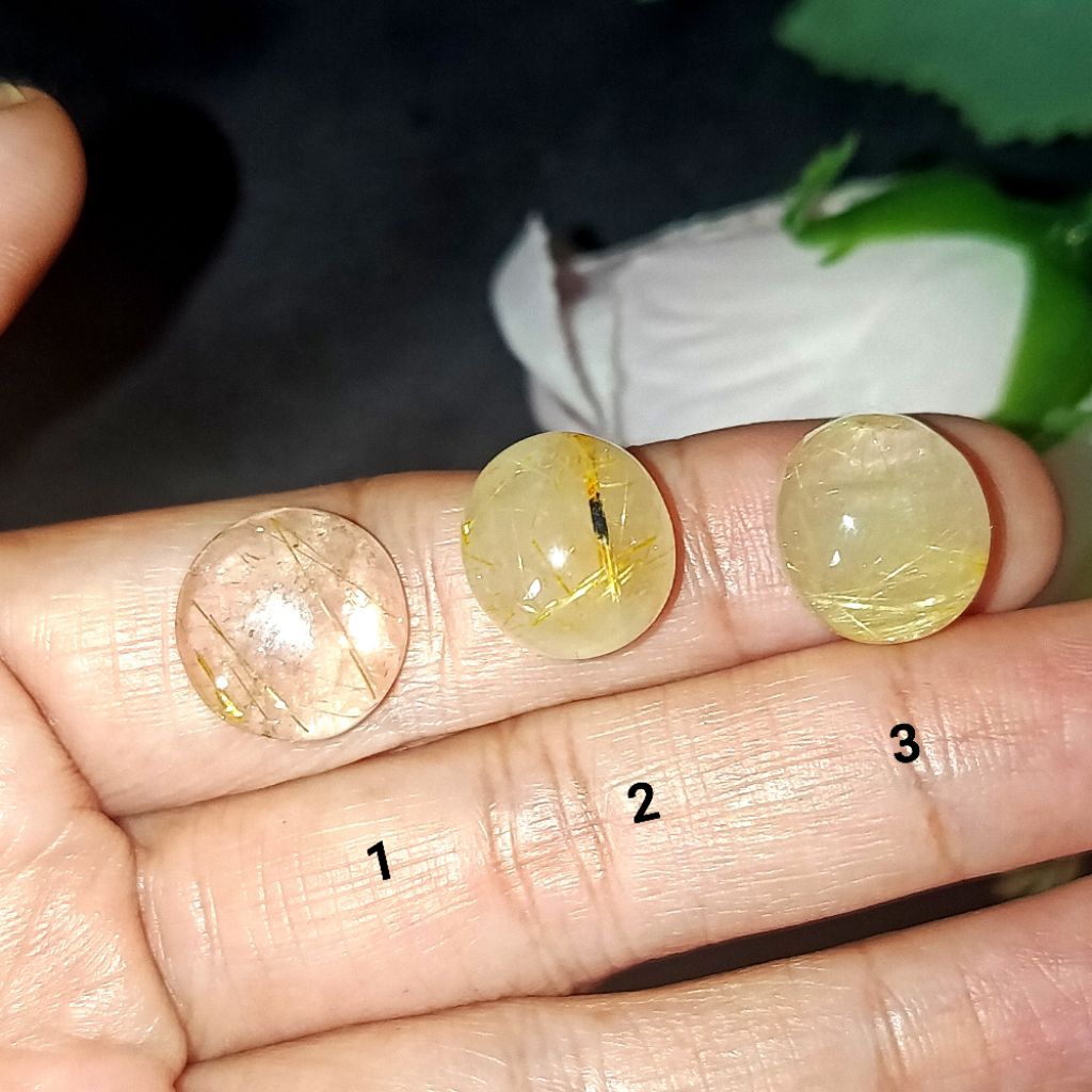 Natural Kecubung Rambut Emas Bentuk Oval Dan Bulat - Batu Akik kecubung emas asli