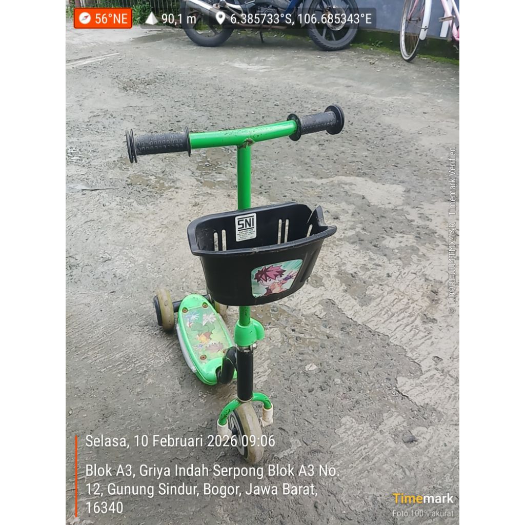 skuter anak kecil roda 3 tinggal pake kondisi seken