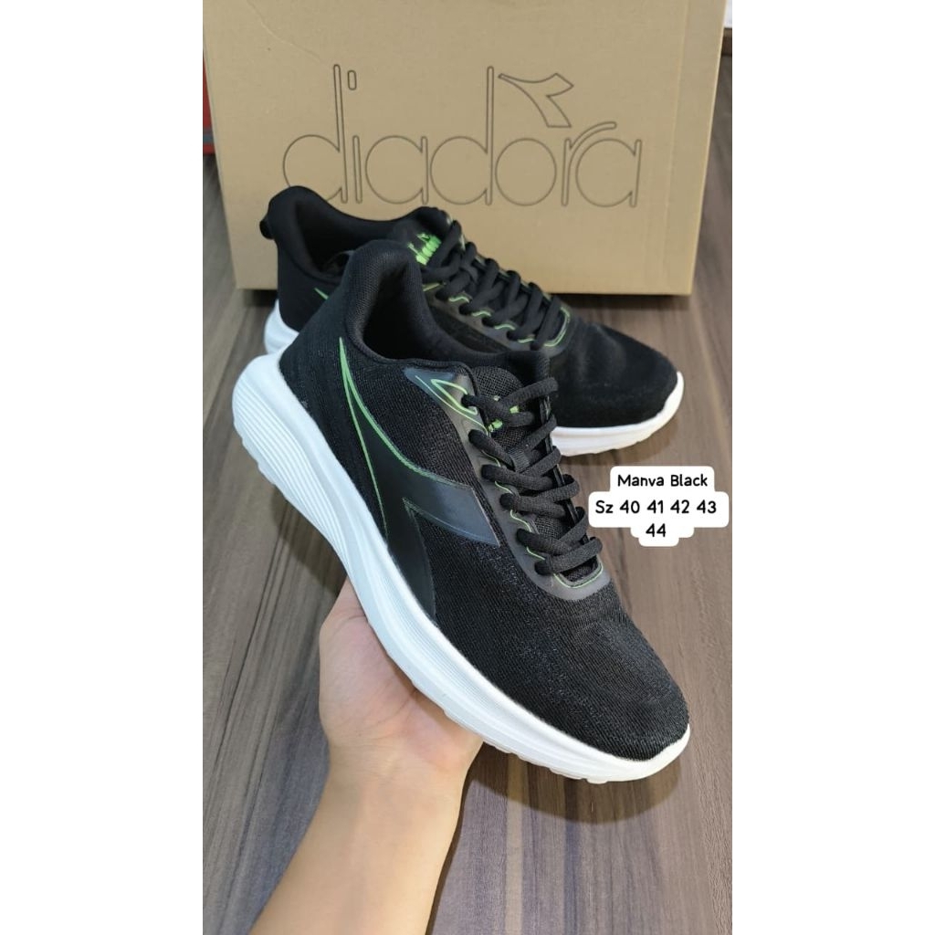 Sepatu Diadora Dewasa Original Manva Black Bestseller
