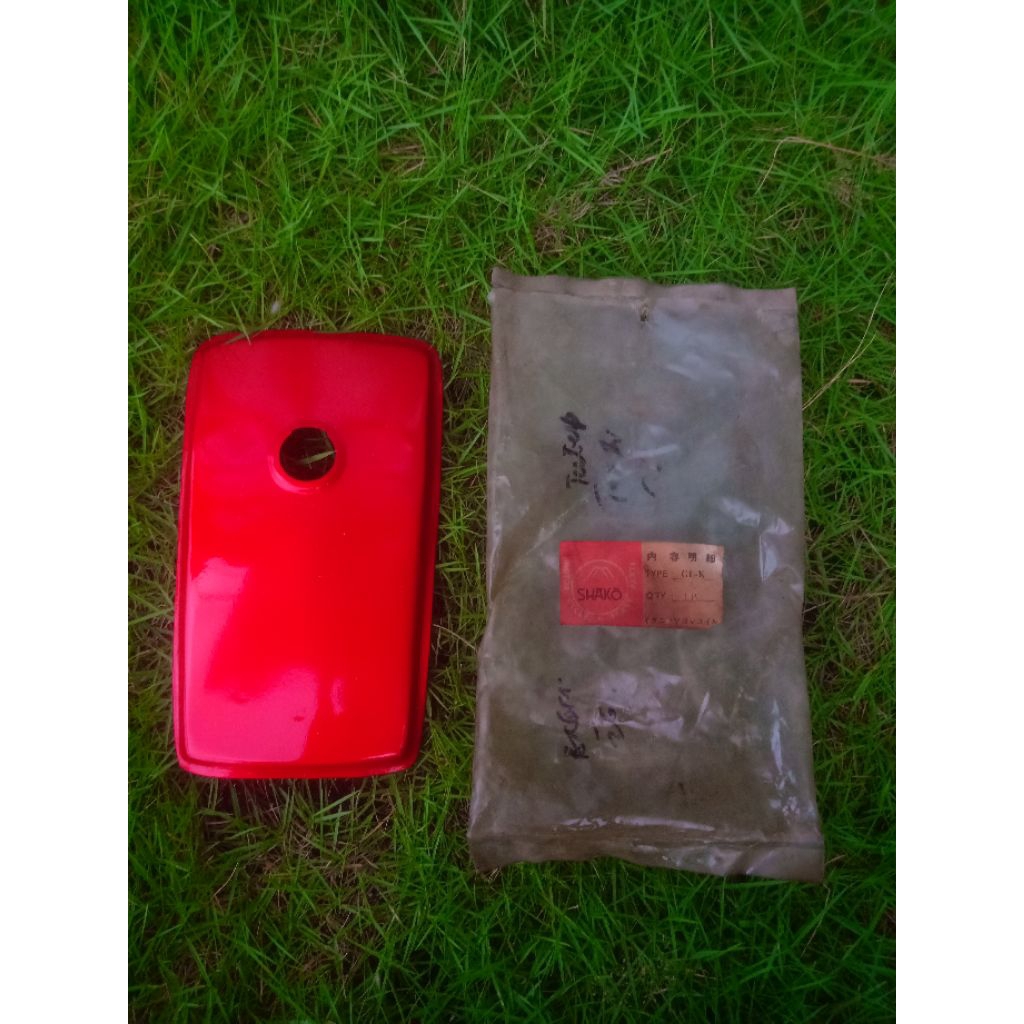 TUTUP PENUTUP TANGKI TENGKI  BAHAN BAKAR BENSIN KOTAK HONDA GL100 GL 100 GL 125 GL125 CDI GLK GL K G