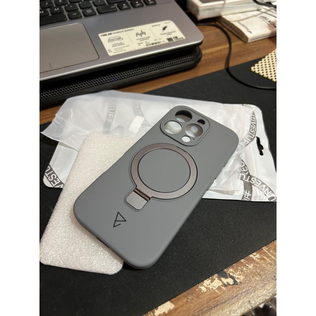 case iphone 16 pro. bekas review