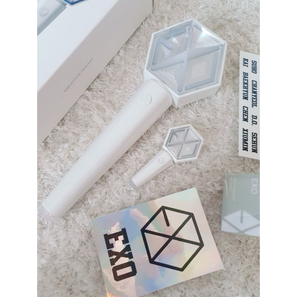 Official lightstick Exo ver 3 ( preloved )