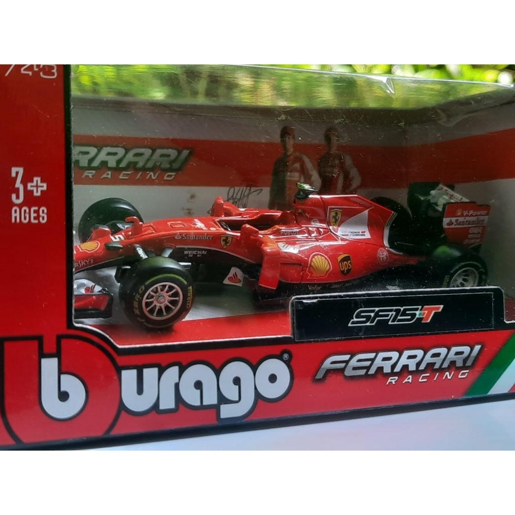 Bburago Ferrari SF15-T F1 1:43