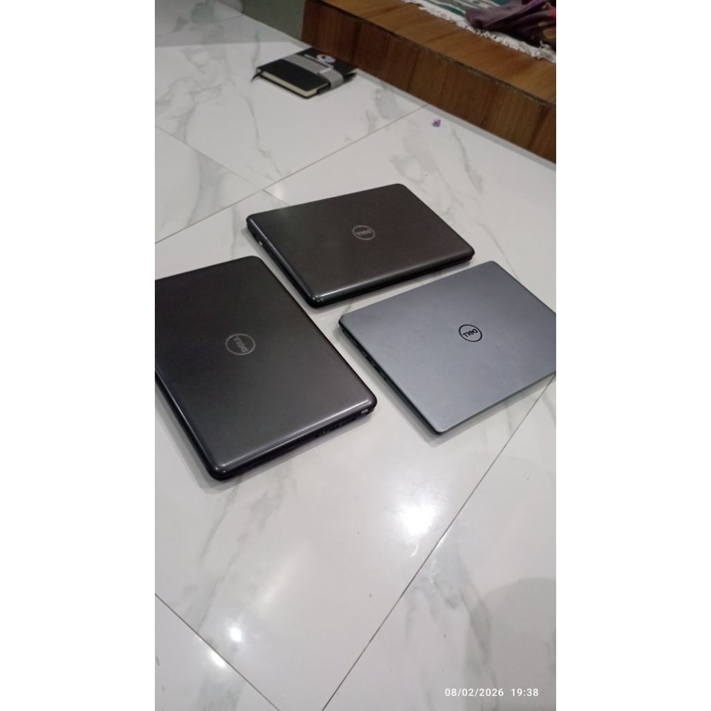 Leptop Dell Latitude 3380