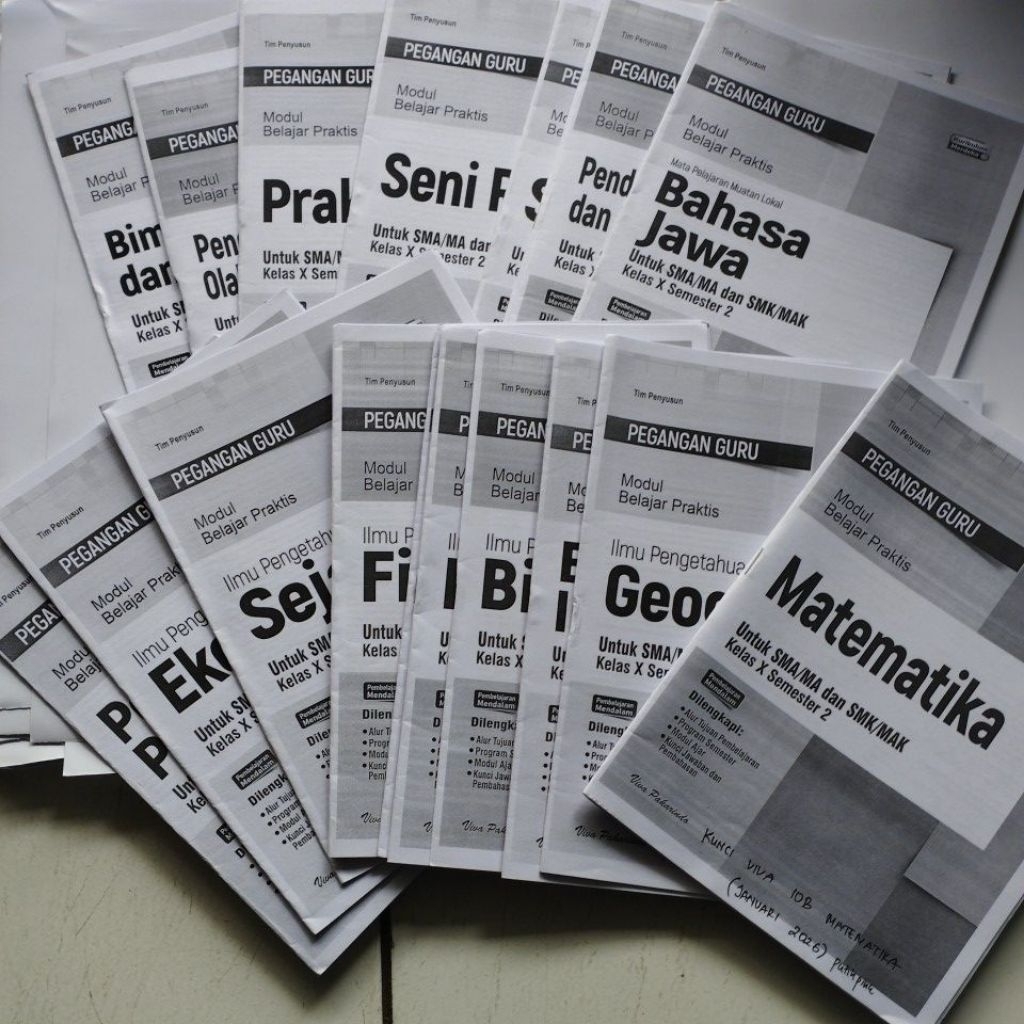 KUNCI LKS KELAS 10 VIVA PAKARINDO