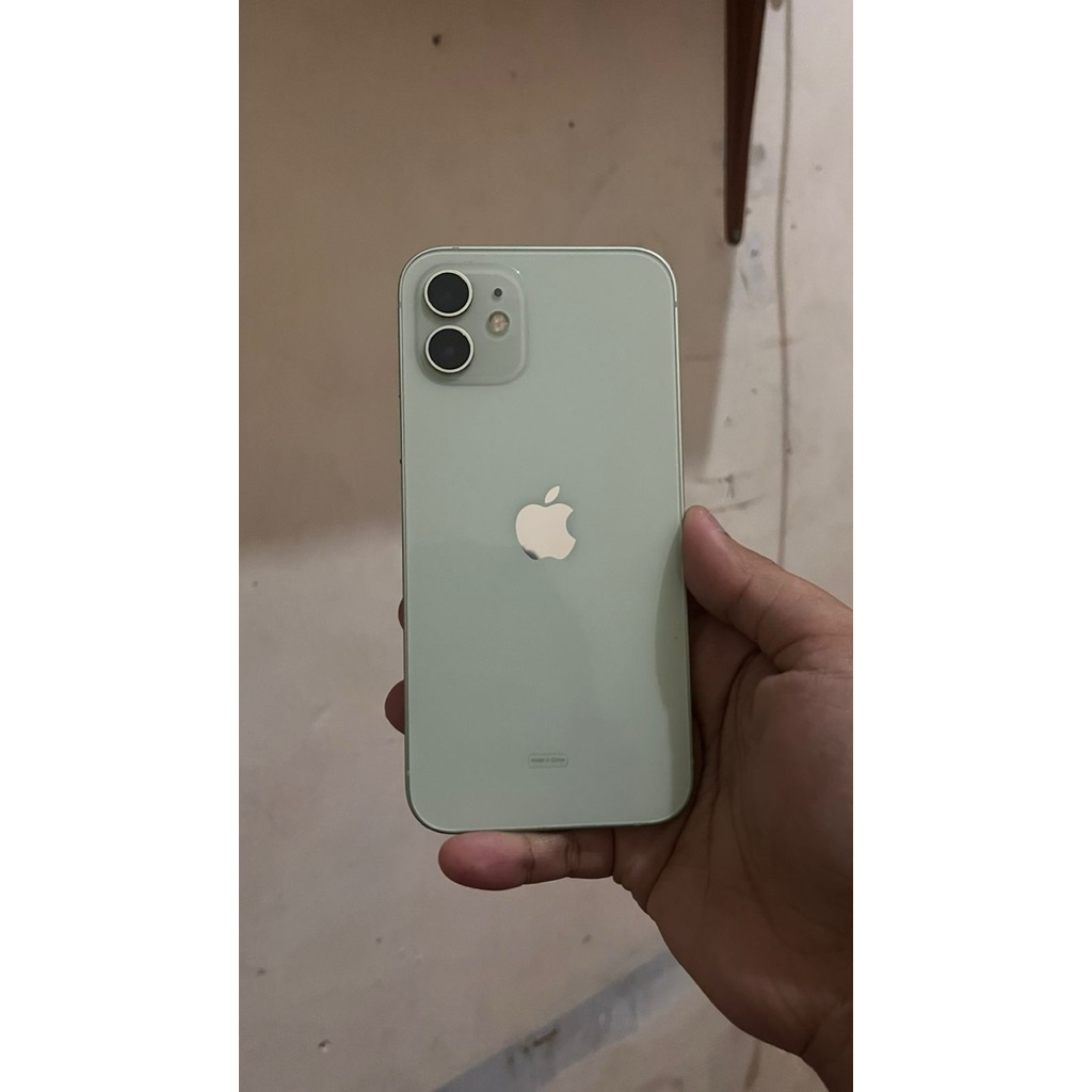 Handphone second iphone 12 128gb ex garansi resmi