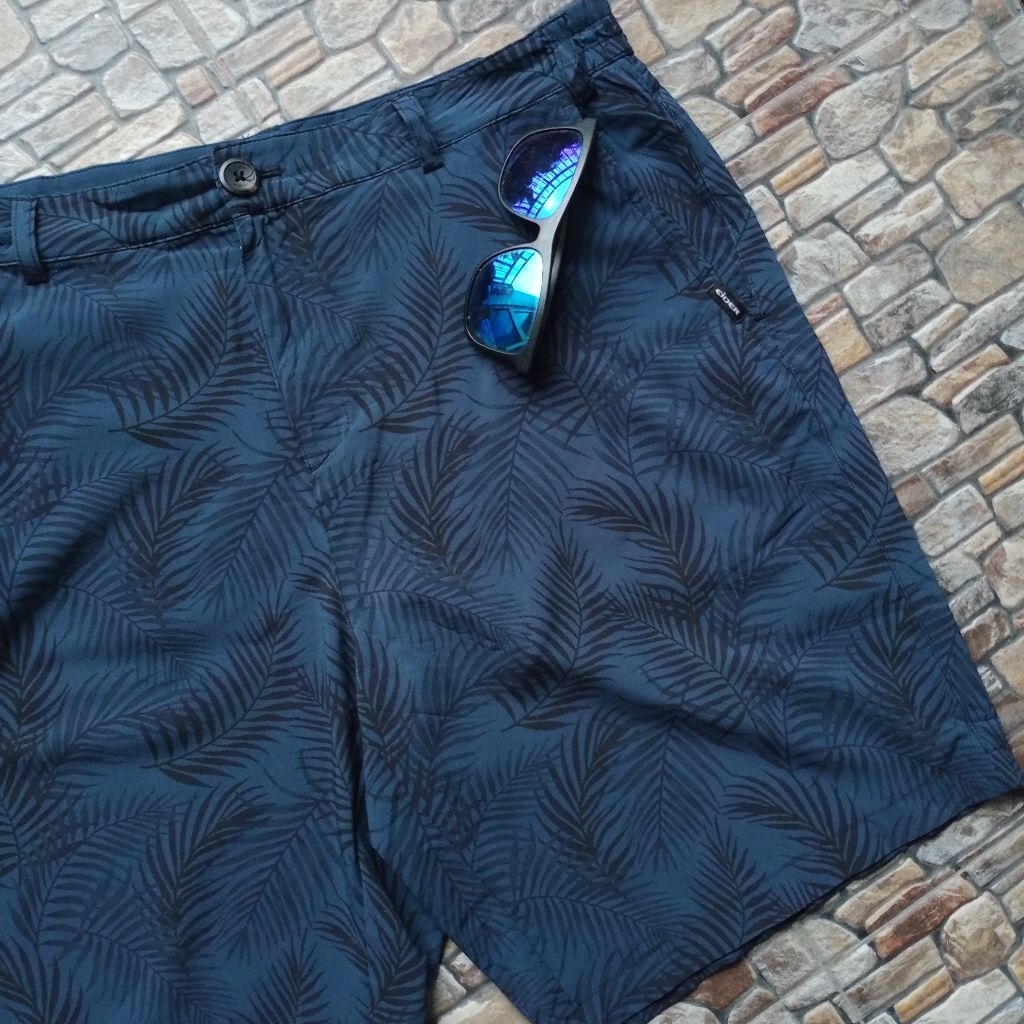 Celana pendek Golf branded EIDER original preloved