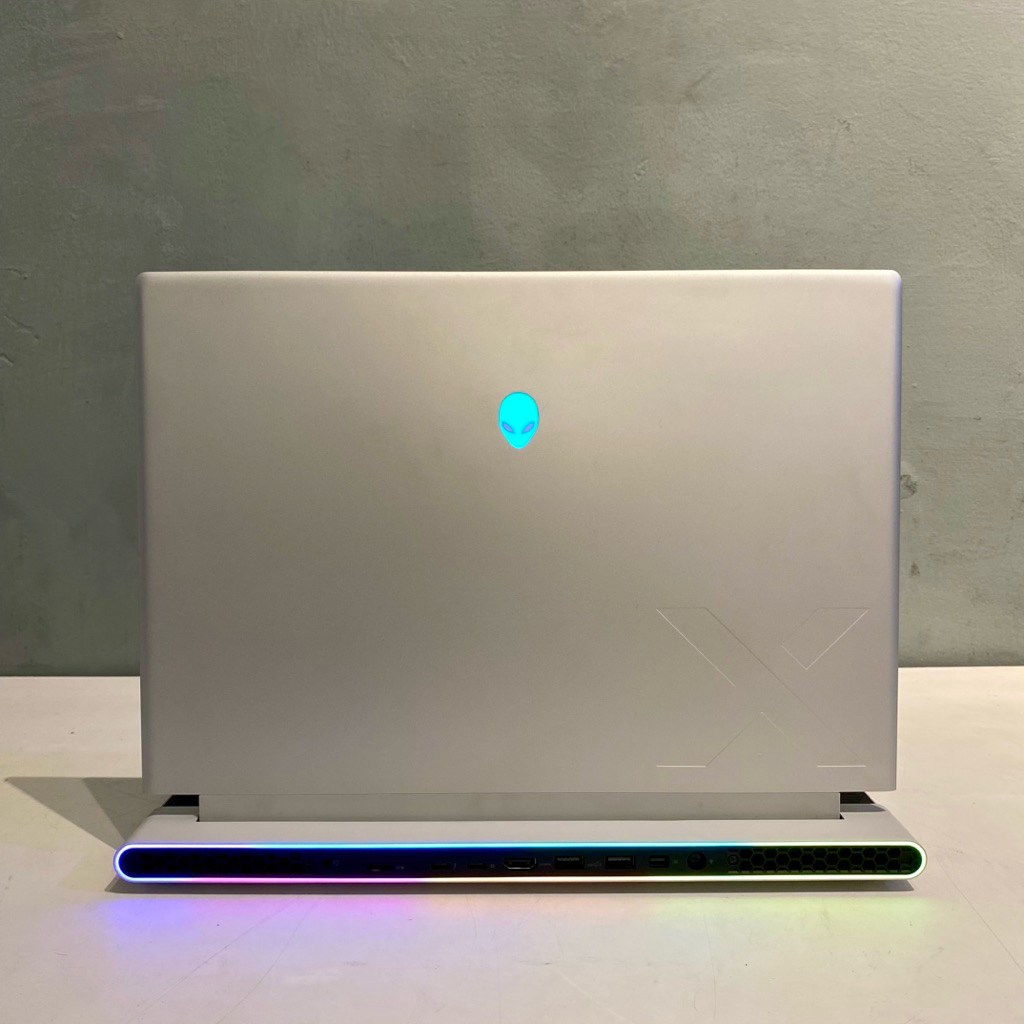 Laptop Gaming High End Alienware X16 R2 Ultra 9 185H RTX 4080 12GB 32GB/2TB Garansi On Mulus 99,9%
