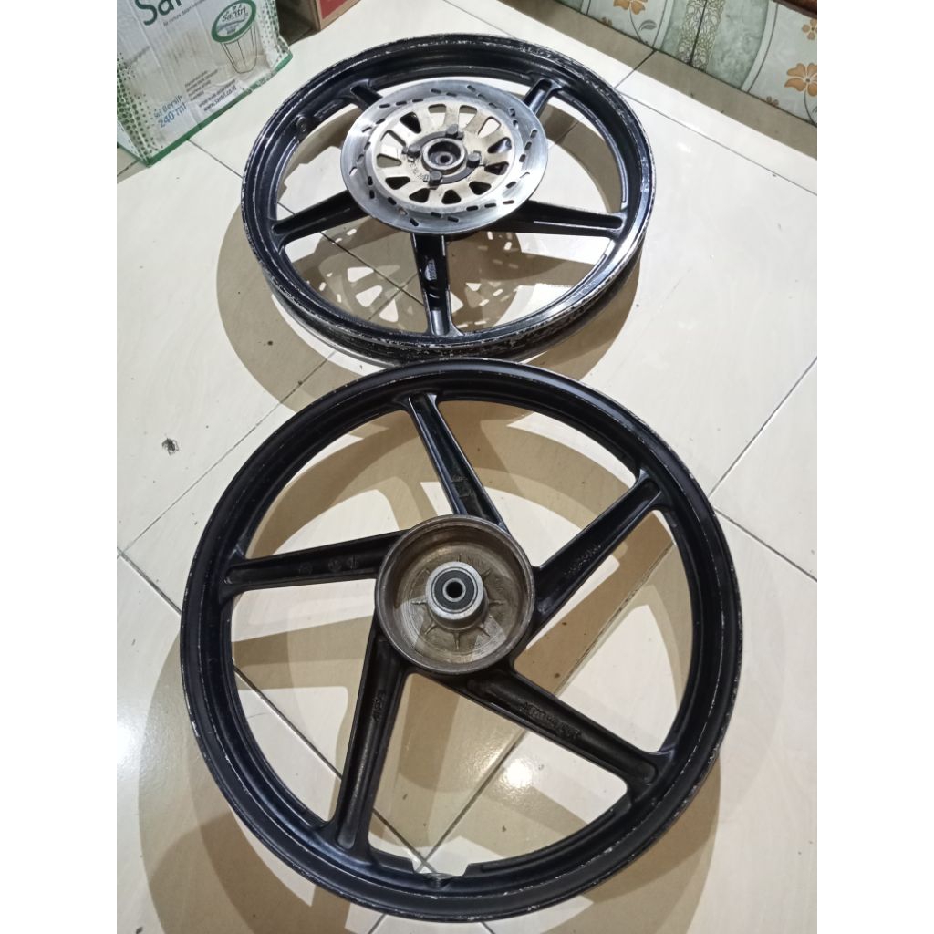 Velg Depan Belakang Suzuki Smash New ori