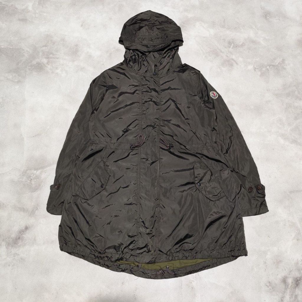 Jaket parka wanita moncler hijau army