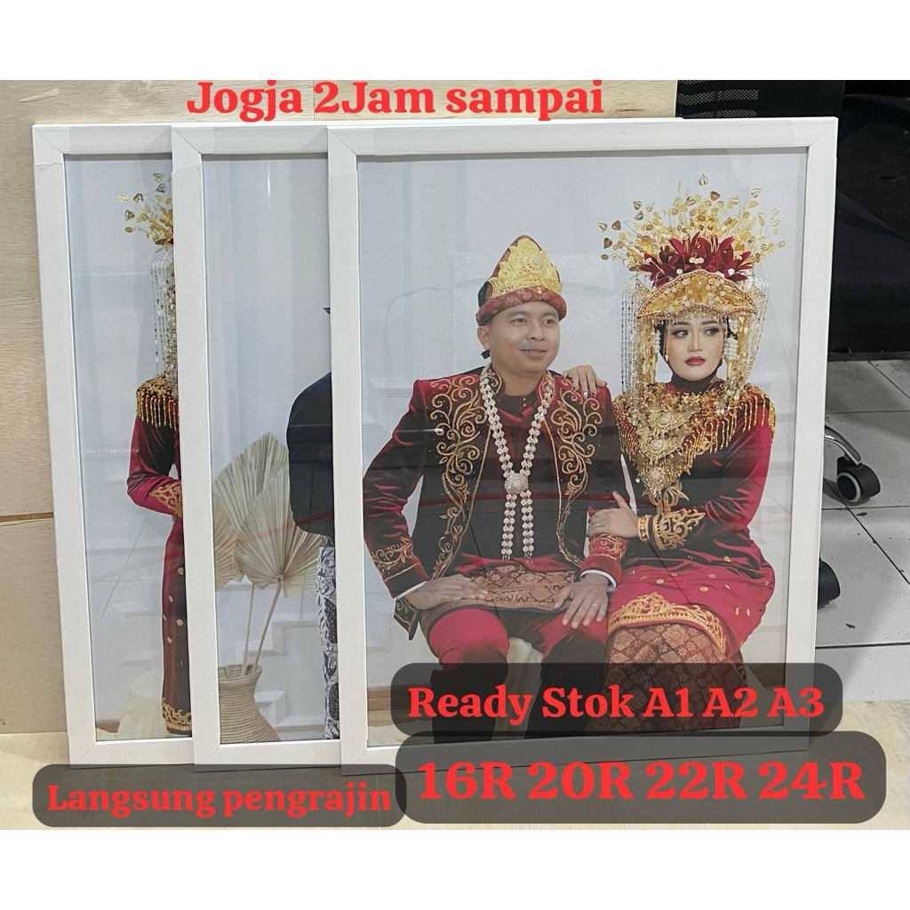 Frame foto prewedding 16R/RW 20R/RW +kaca+gantungan Ready jogja gosend