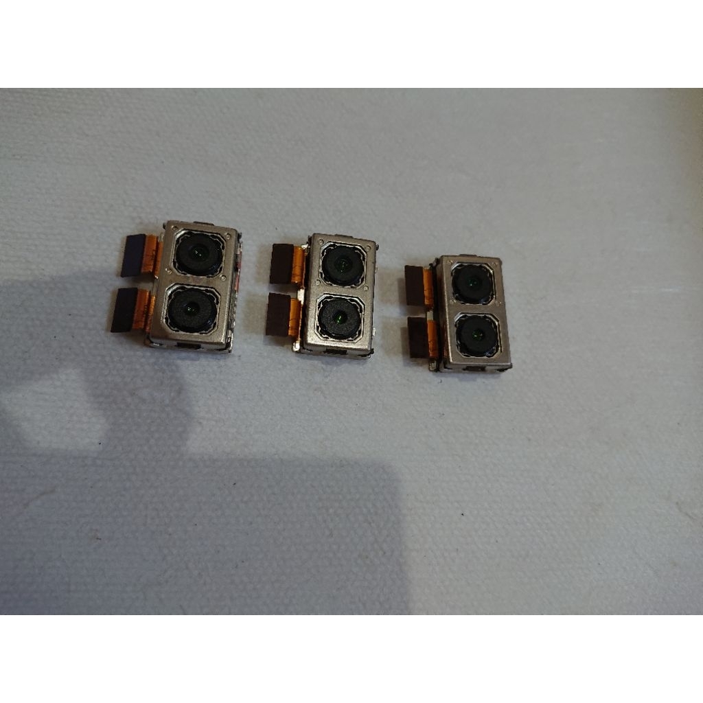 Kamera belakang Xperia XZ2 premium original copotan
