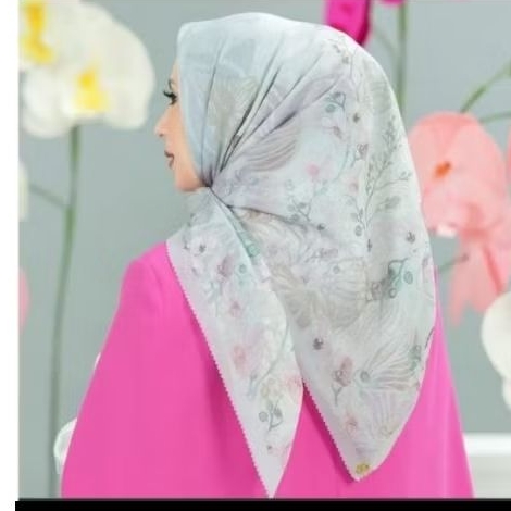 Buttonscarves As Is Orchide Extended Pearl