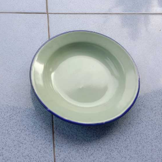 Piring Seng 16cm Jadul Enamel Hijau Polos Tebal Terang