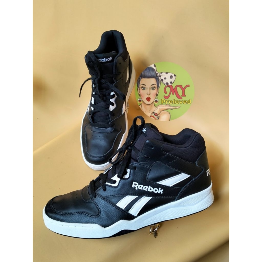 sepatu Reebok size 44,5