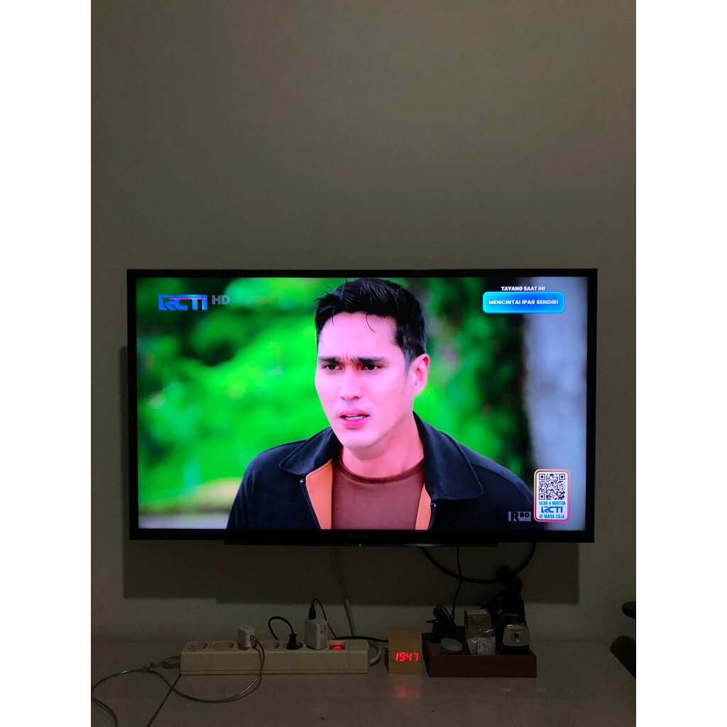 SONY LED TV 40 INCH FULL HD SECOND BEKAS NORMAL KONDISI BAGUS BARU