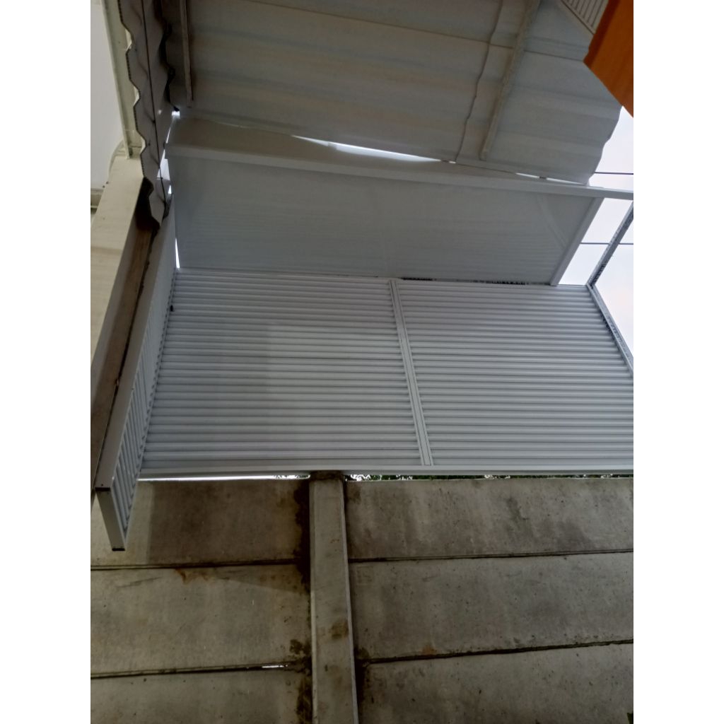 JALUSi/KISI KiSi alumunium