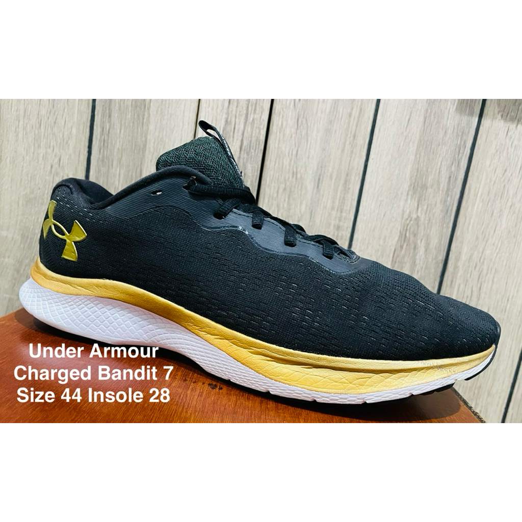 SEPATU UNDER ARMOUR RUNNING SZ 44